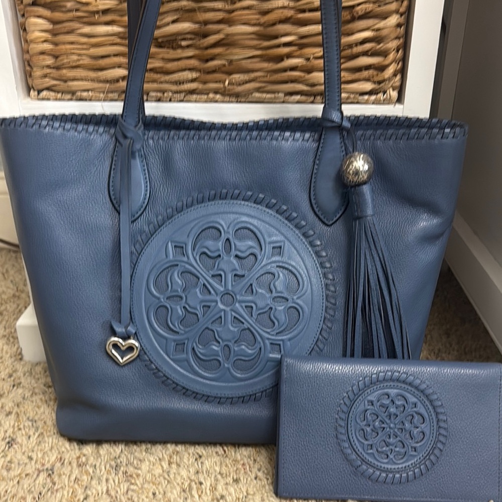 Brighton Ferrara Gabriella Canyon Blue Tote & Folio Wallet Set
